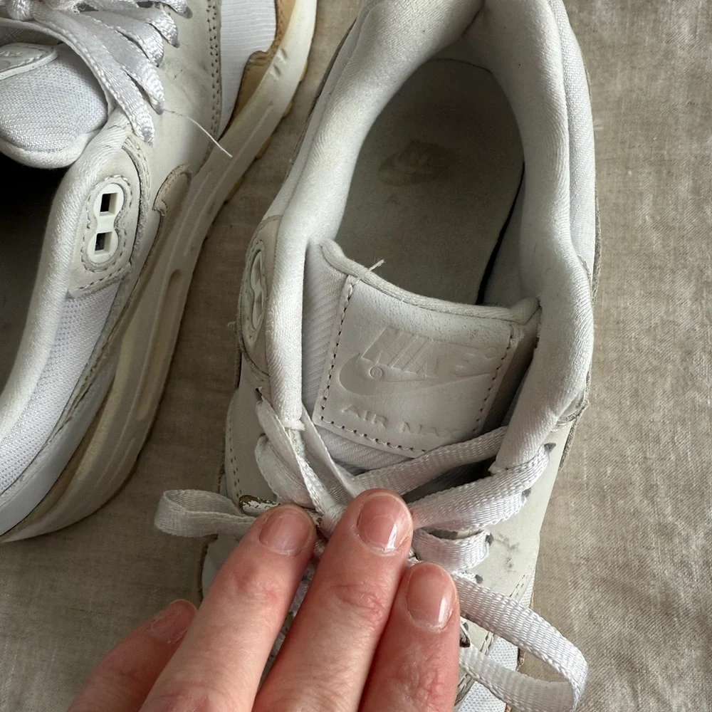 Nike Women's Air Max 1 Premium Sandrift Sneakers size 7 GUC - Picture 7 of 8